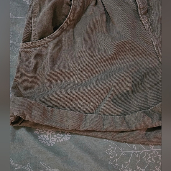 Zara Women's Green Paperbag Bermuda Shorts Size 4 With Tie Belt - Picture 8 of 11